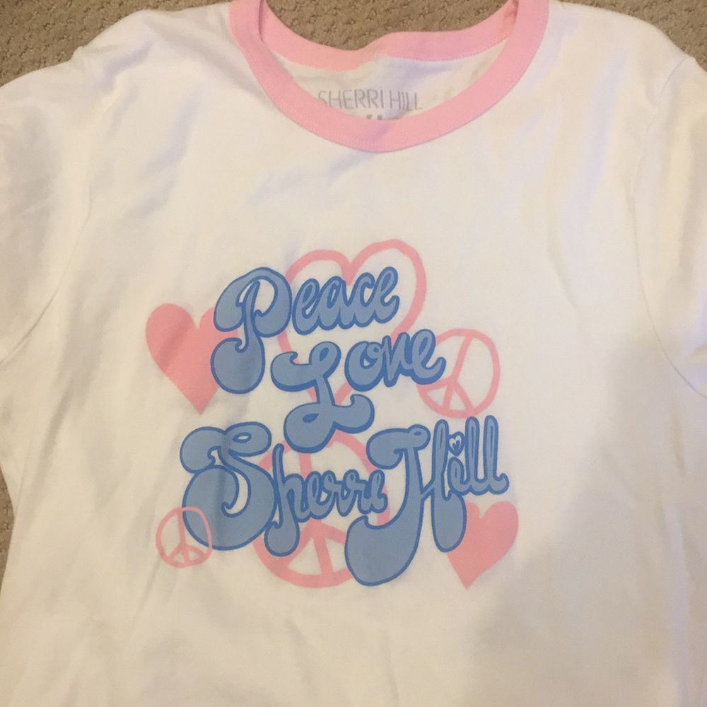 Sherri hill t shirt